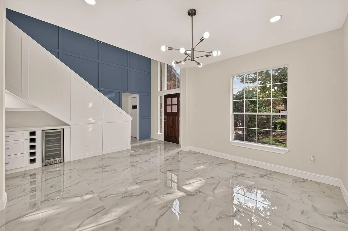 Photo of 2111 Pinecreek Pass Lane