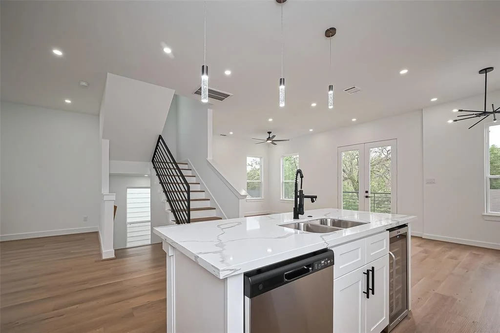 Photo of 6907 Saint Augustine Street