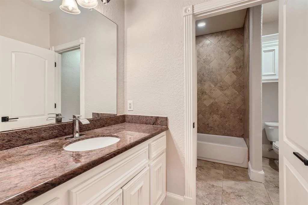 Photo of 6710 Brownbark