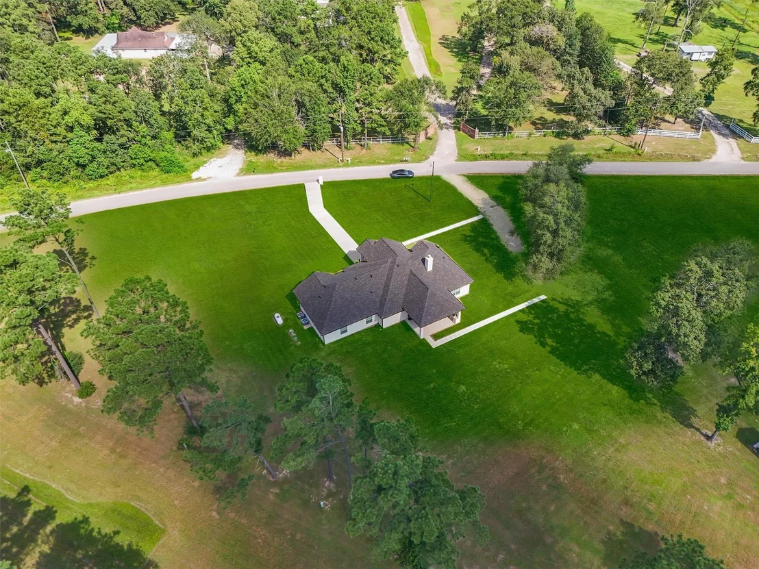 Photo of 18122 Cooper Road