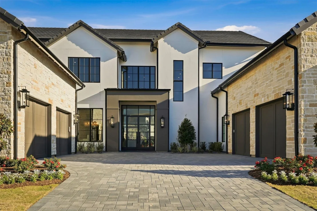 Photo of 50 Aria Isle Drive