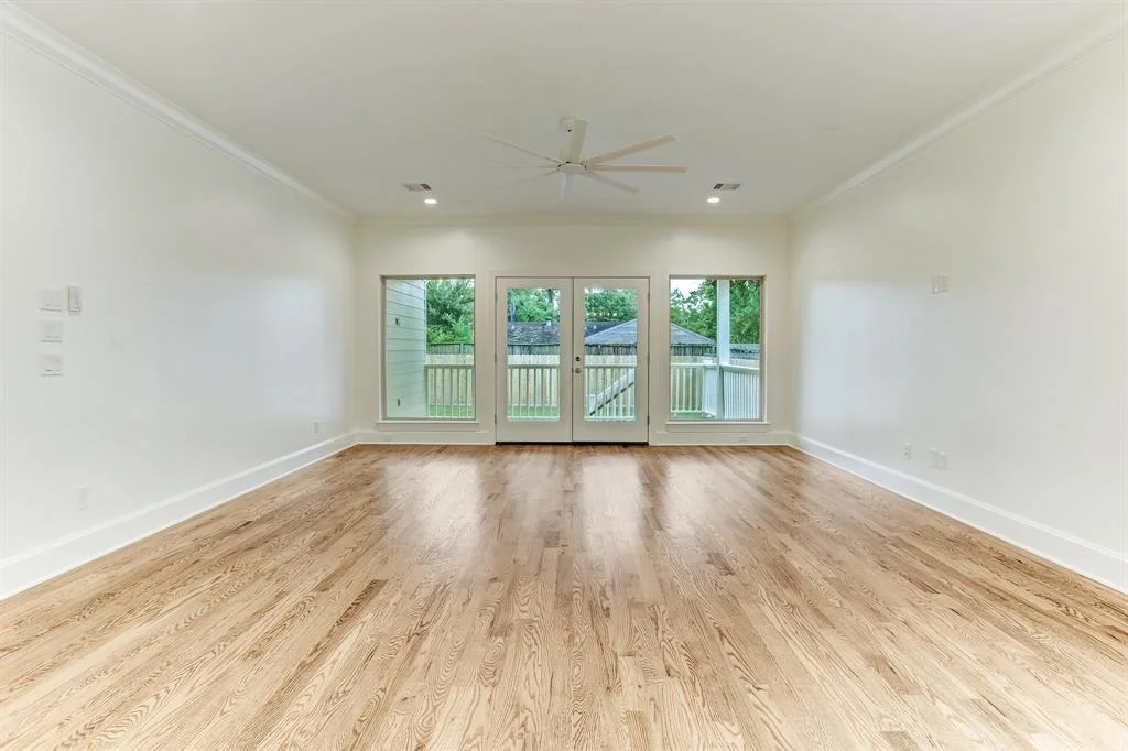 Photo of 1842 Chantilly Lane
