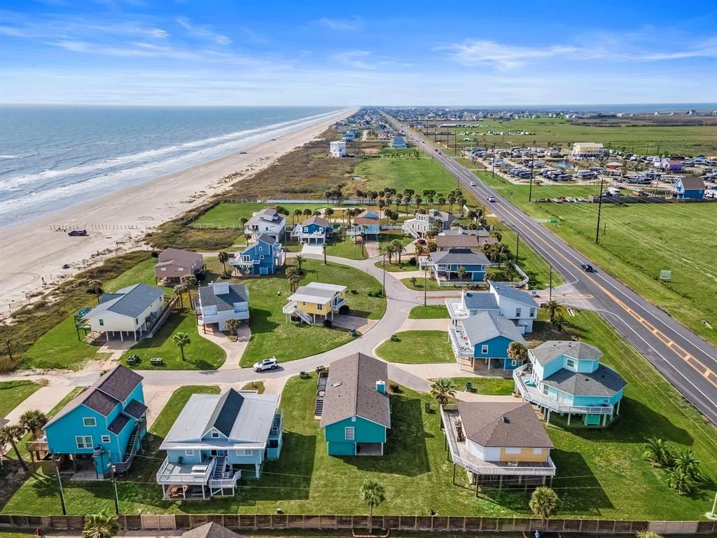 Photo of 16906 Beachcomber