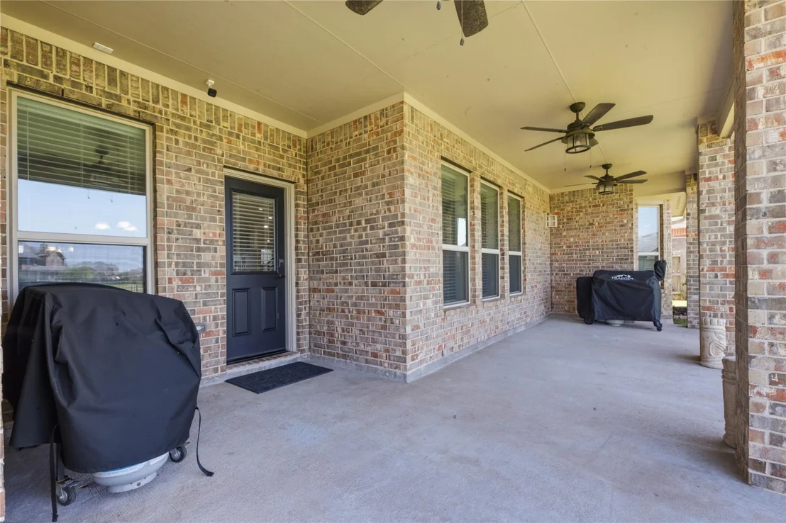 Photo of 9519 Wheatfield Lane