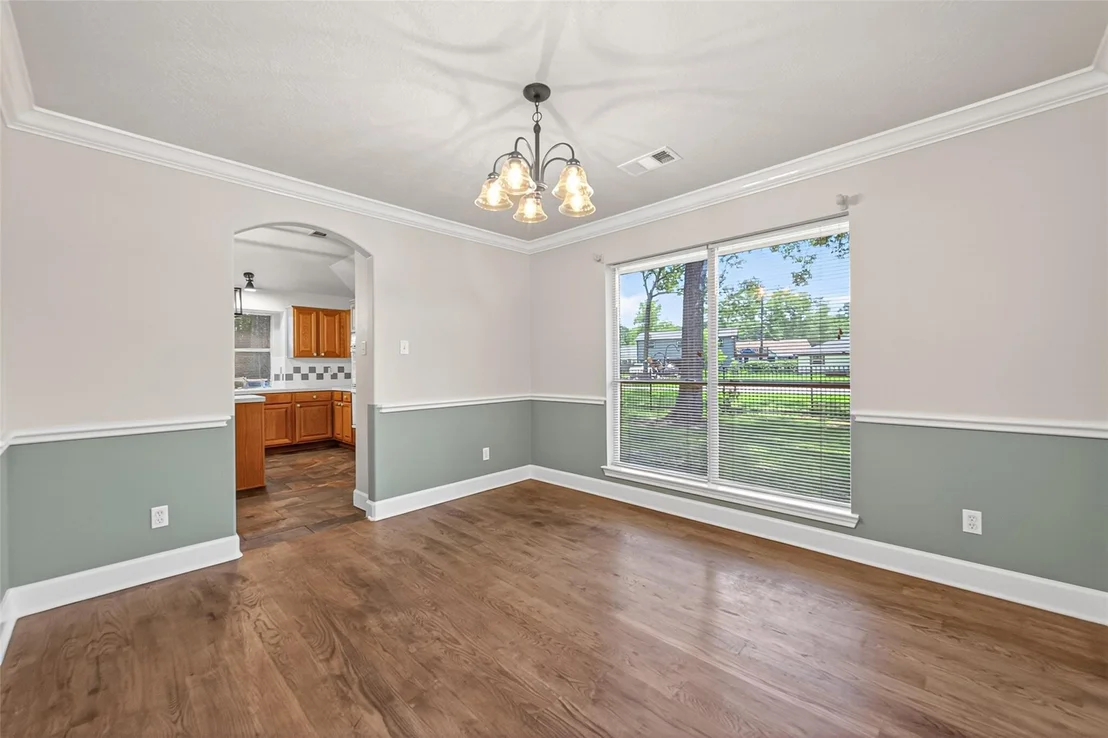 Photo of 18510 Belle Cote Drive