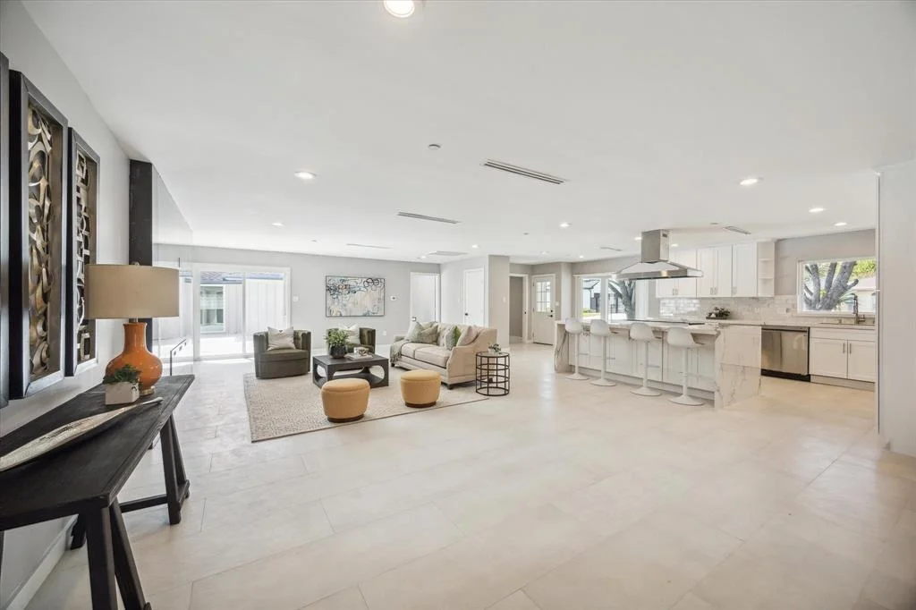 Photo of 8721 Westview Drive