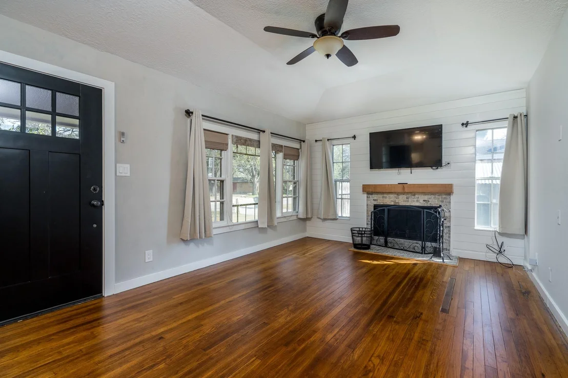 Photo of 306 Baker Drive