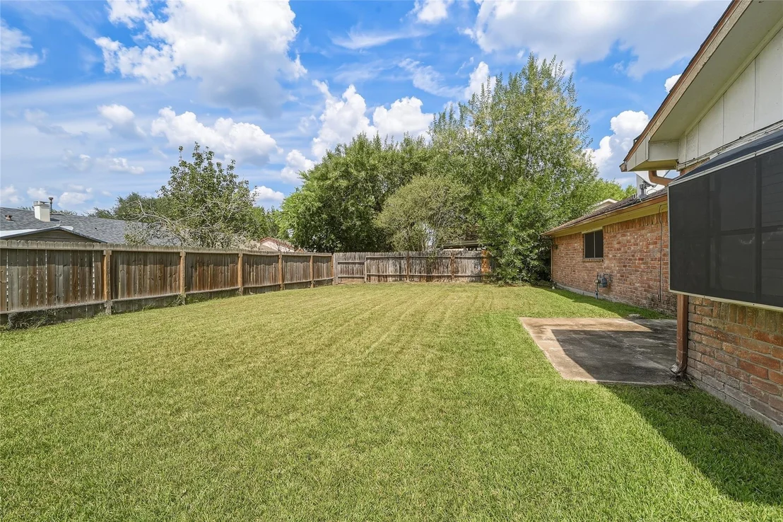 Photo of 3726 Royal Manor Drive