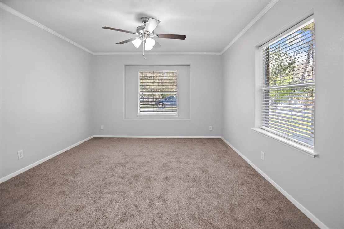 Photo of 461 Bluebonnet