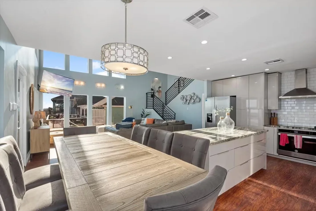 Photo of 21502 Kennedy Drive