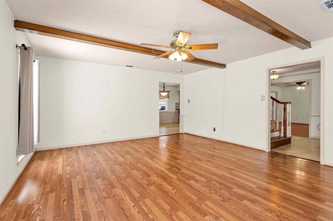 Photo of 8231 Glencliffe Lane