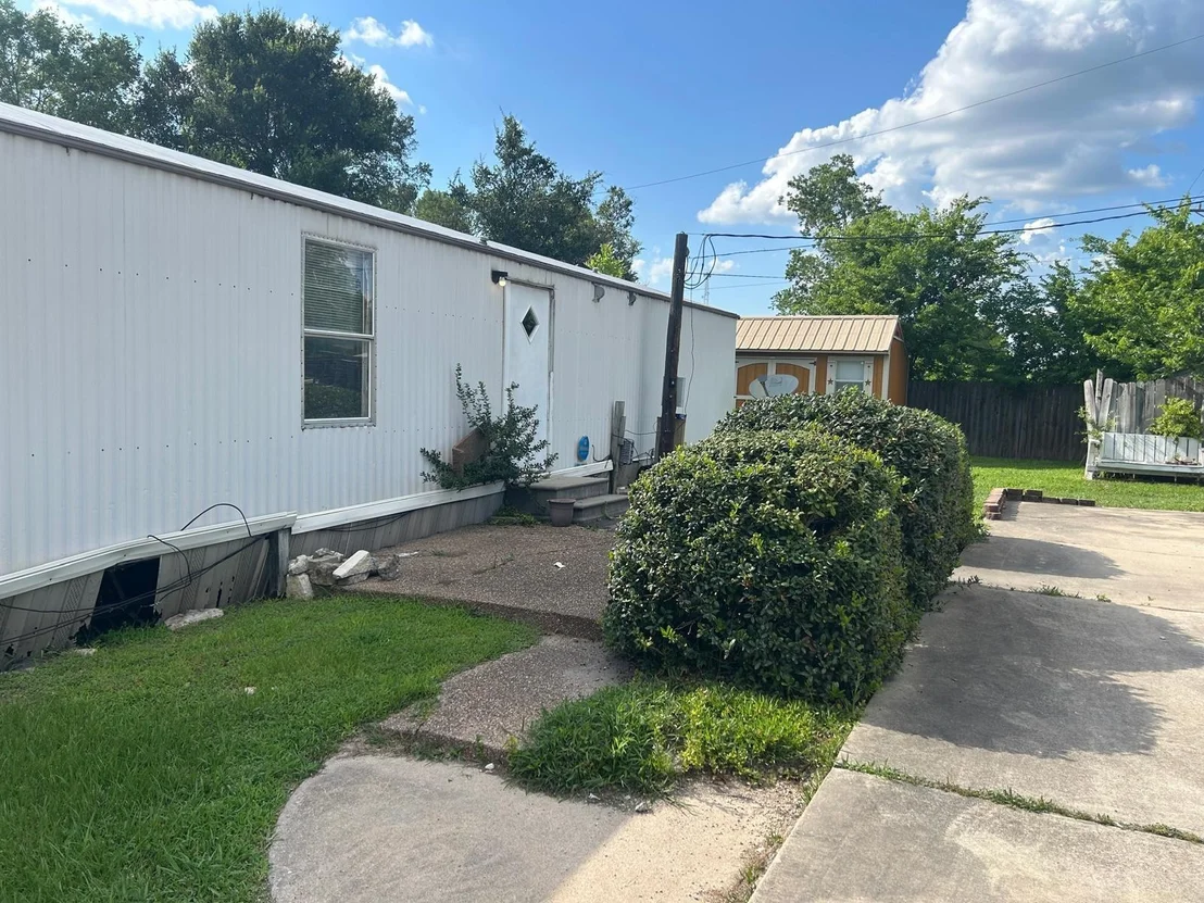 Photo of 130 Buckingham Lane