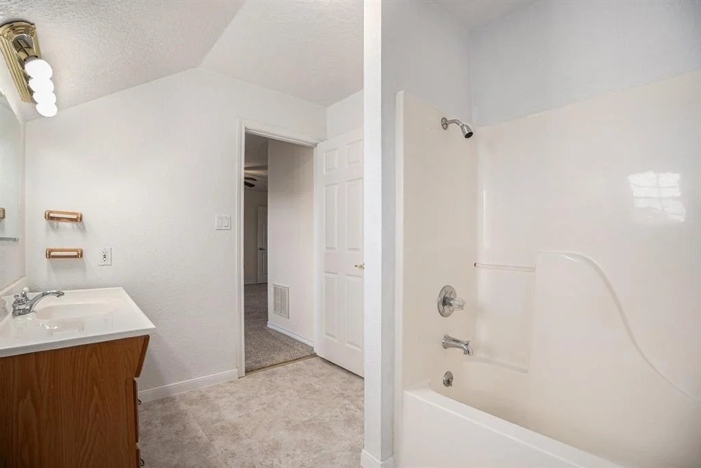 Photo of 16411 Halfmoon W