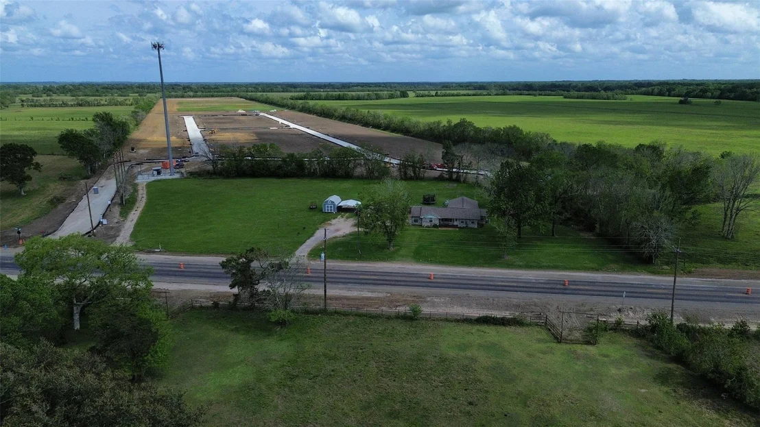 Photo of 7490 Highway 146 N