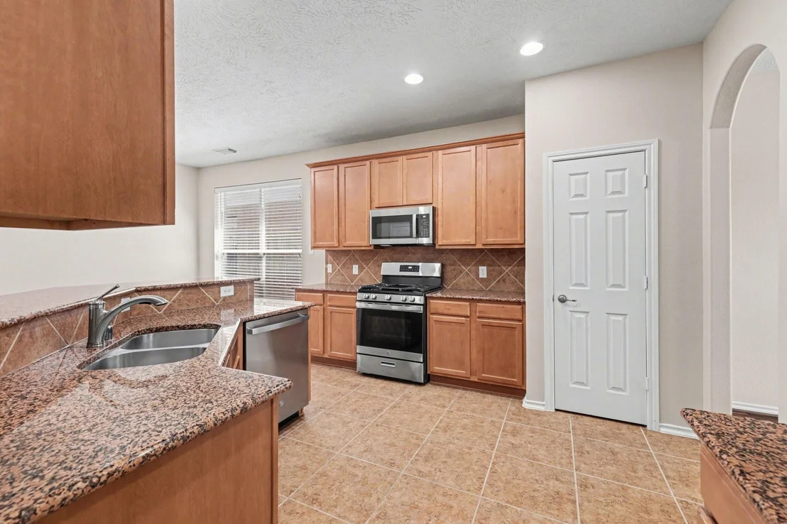 Photo of 25614 Saddlebrook Village Drive