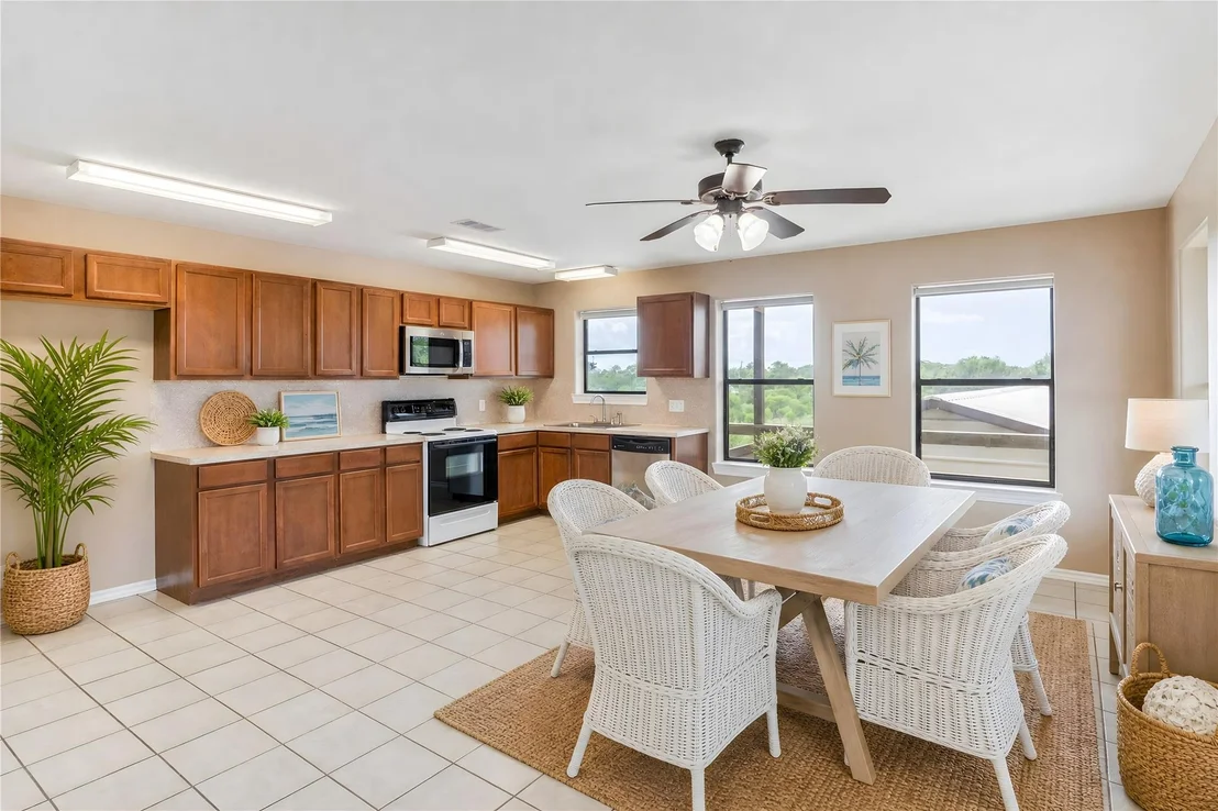 Photo of 1847 Fairway Drive