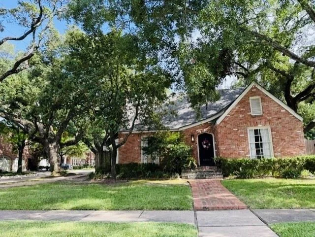 Photo of 2801 Albans Road