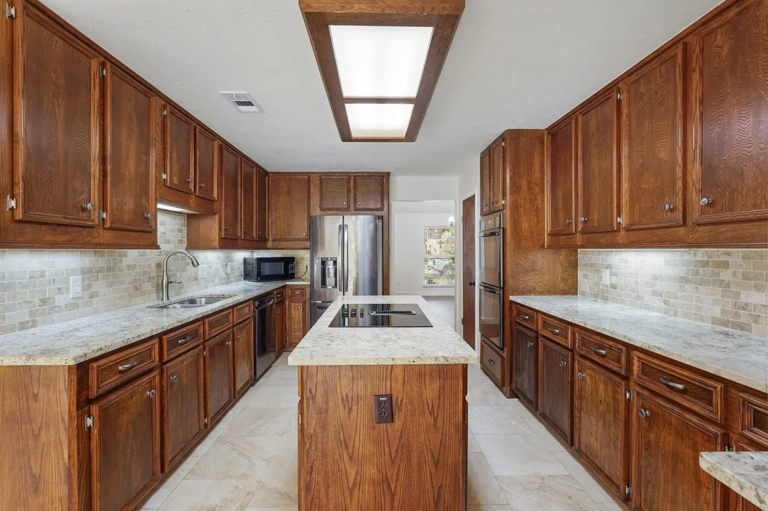 Photo of 2826 E Elm Circle
