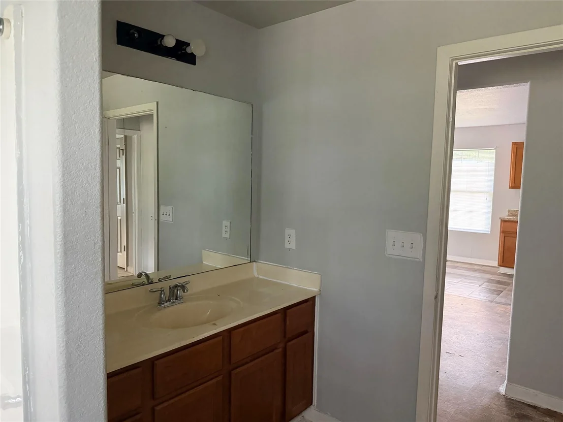 Photo of 424 Baker Circle