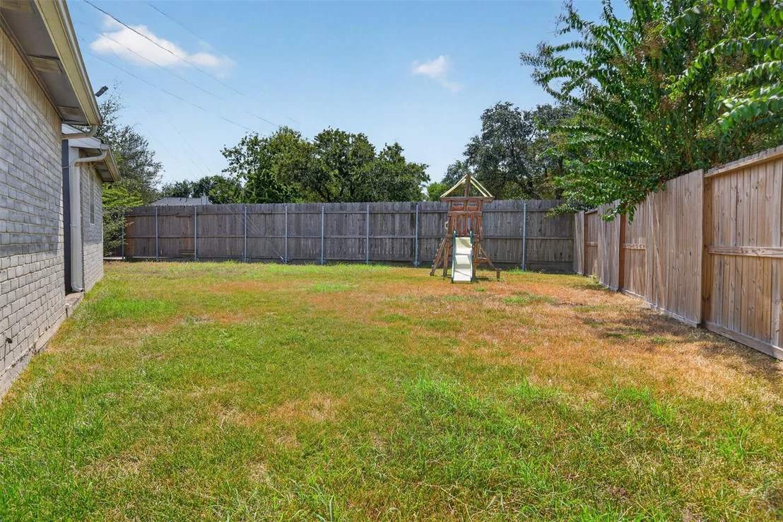 Photo of 2963 Shadow Trail Drive