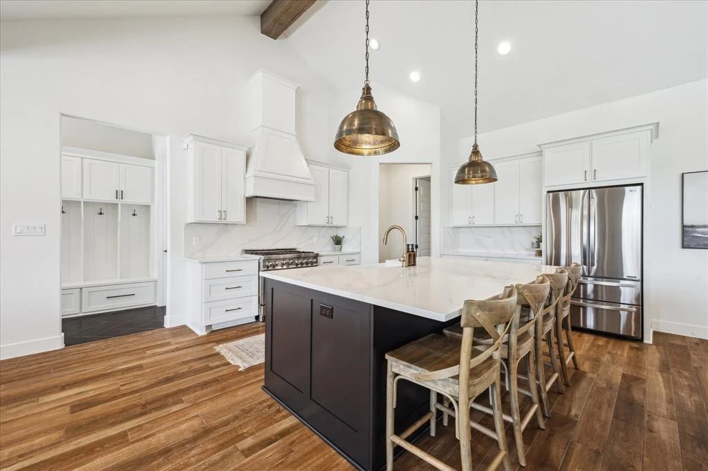 Photo of 2832 Maler Road