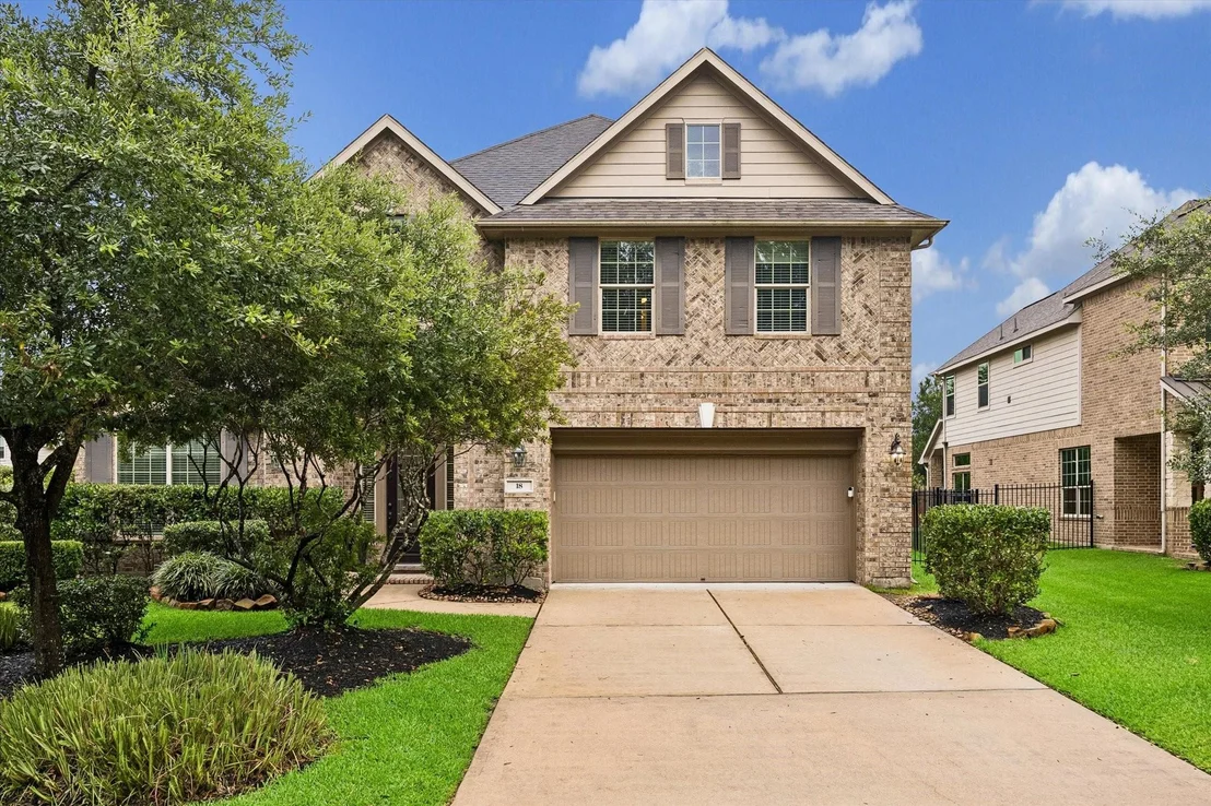 Photo of 18 Blue Bungalow Drive