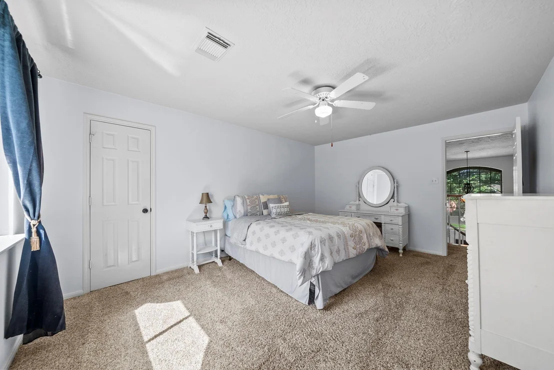 Photo of 11323 Chestnut Woods Trail