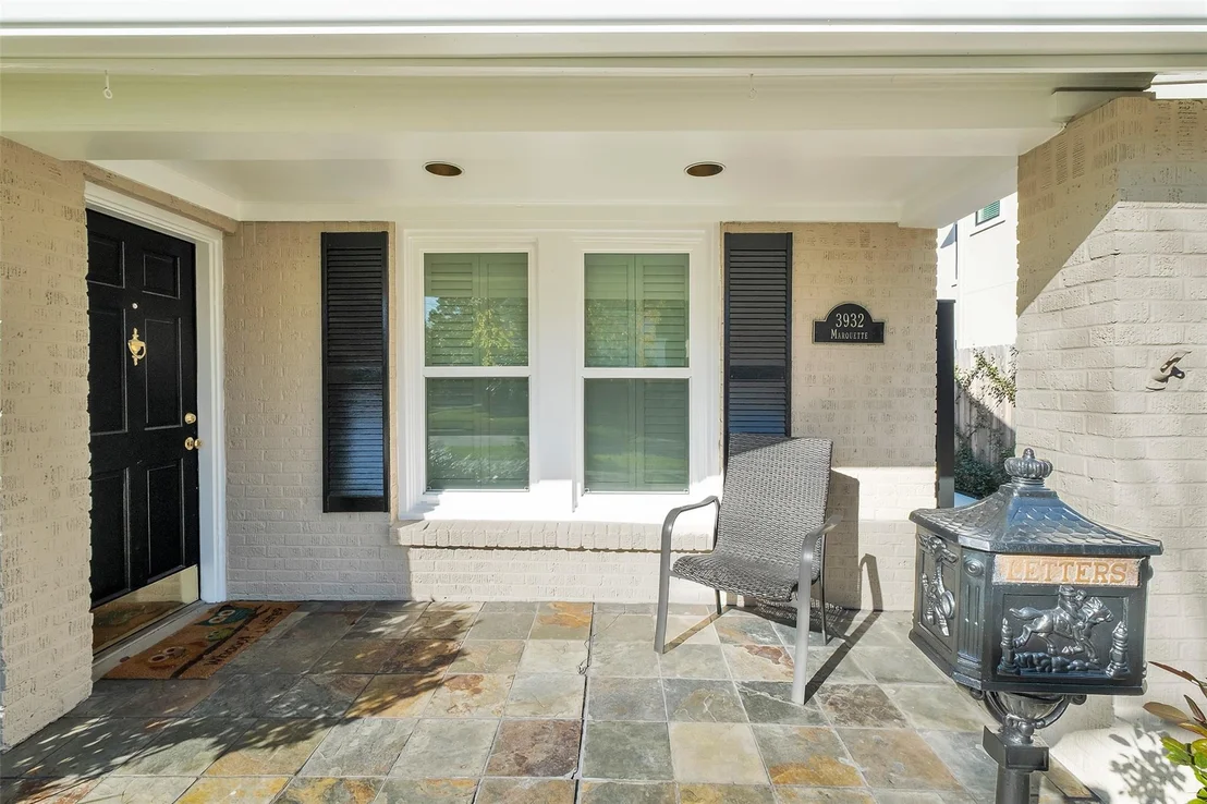 Photo of 3932 Marquette Street