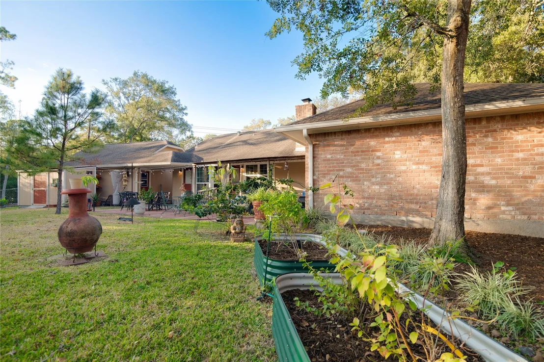 Photo of 1202 Sunset Drive