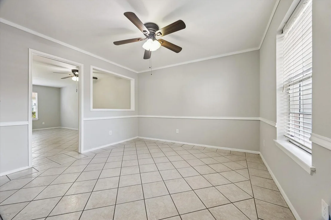 Photo of Unit 607 at 9303 Hammerly Boulevard