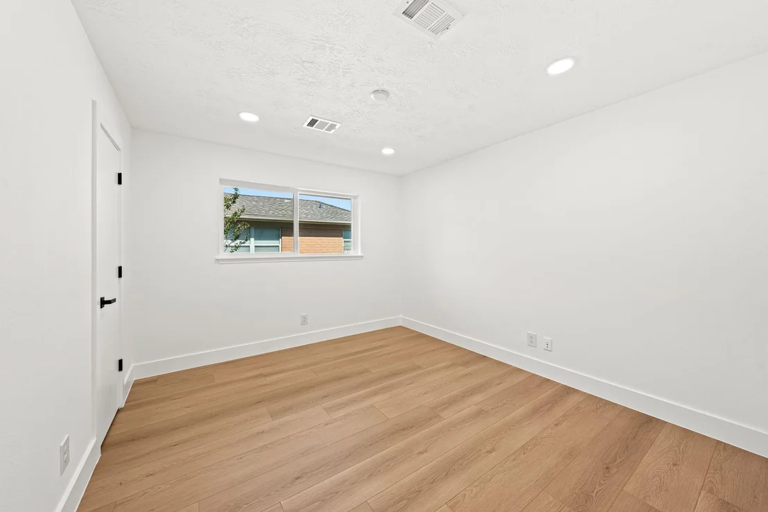 Photo of 7631 Westwind Lane