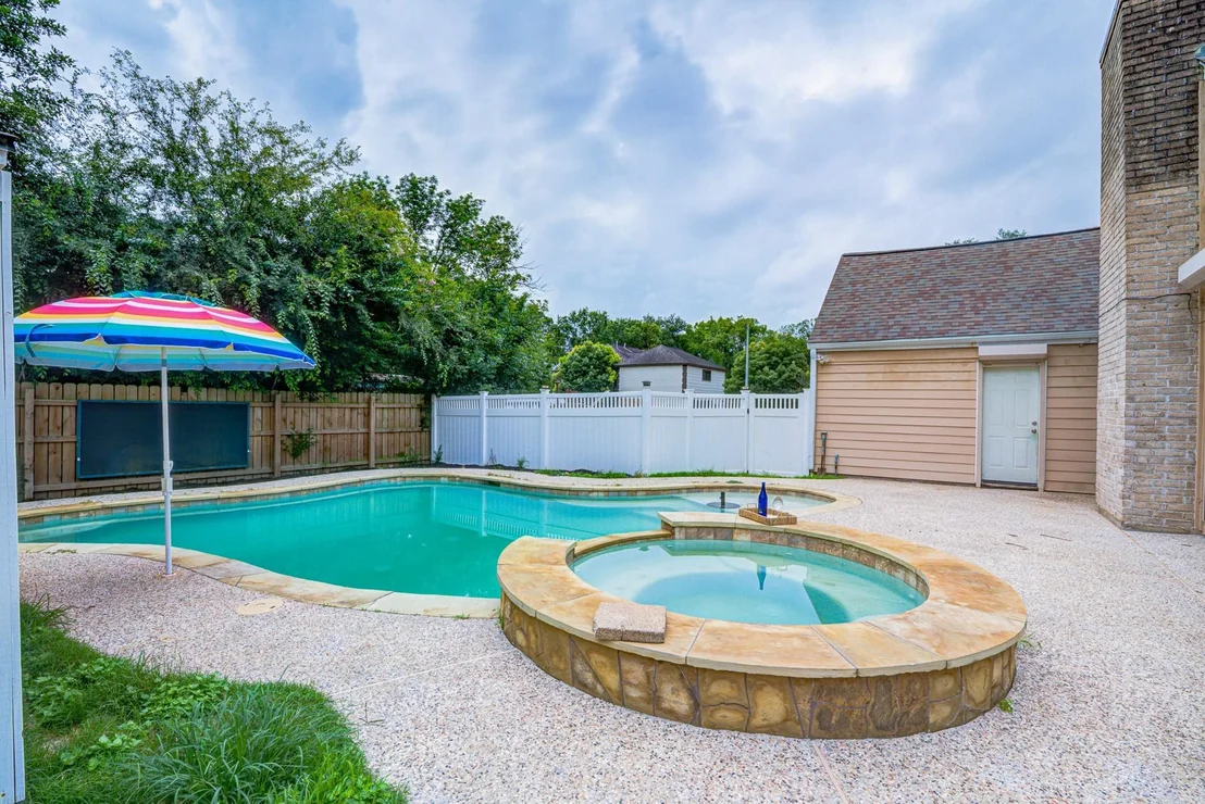 Photo of 16402 Clearcrest Drive