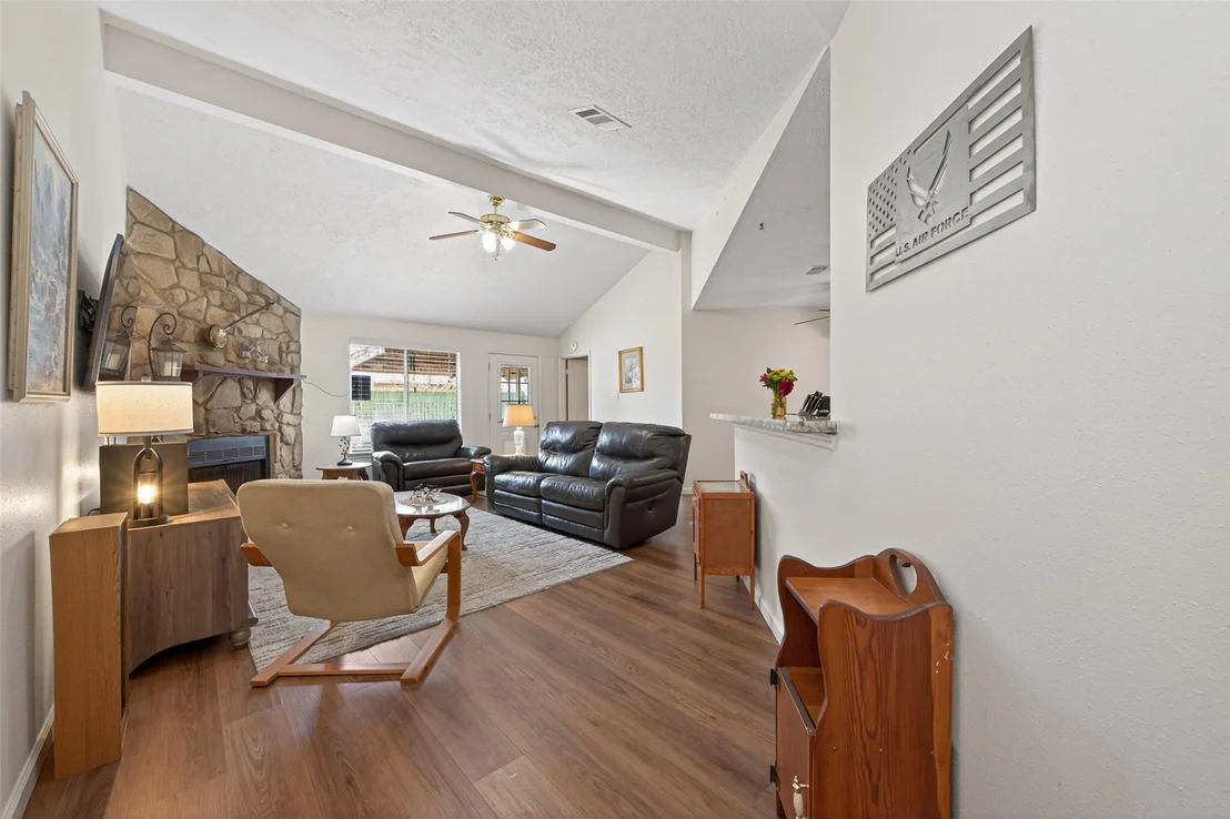 Photo of 3639 Nutwood Lane