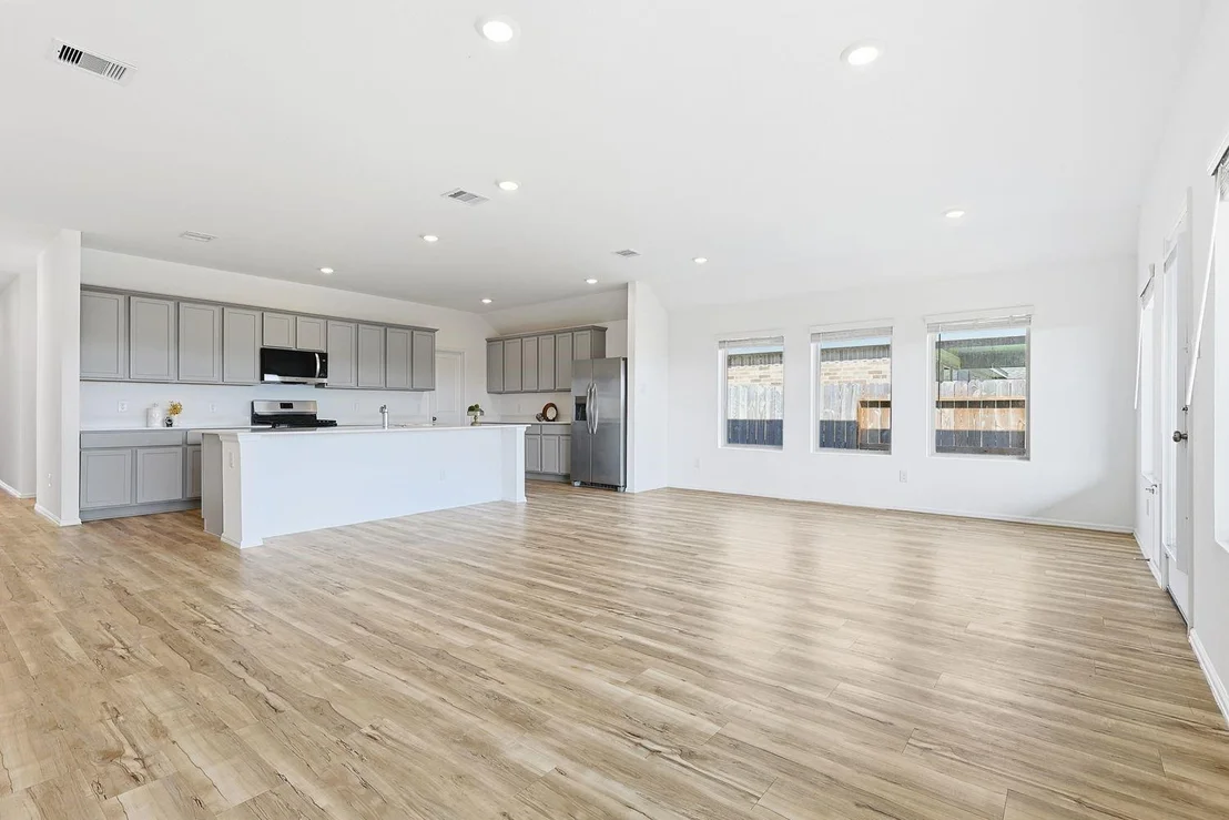 Photo of 7434 Bartoncliff Drive
