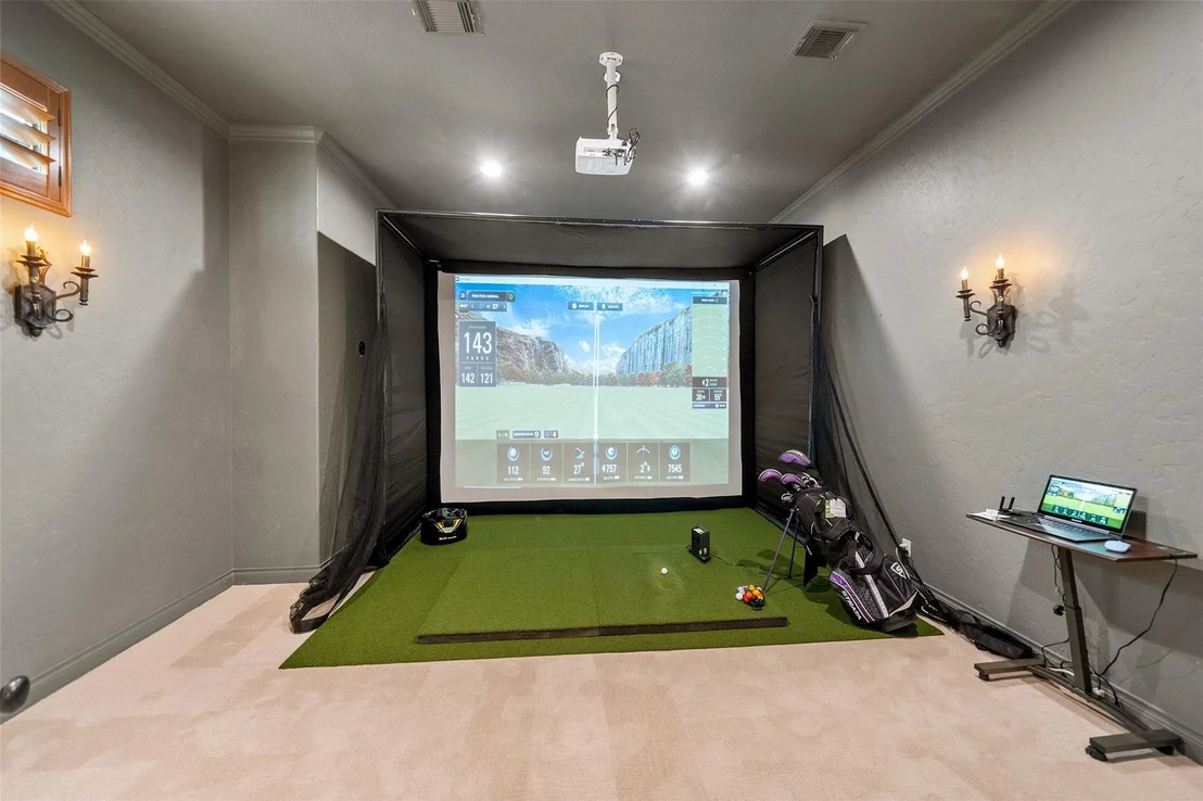 Photo of 83 Lakeside Green