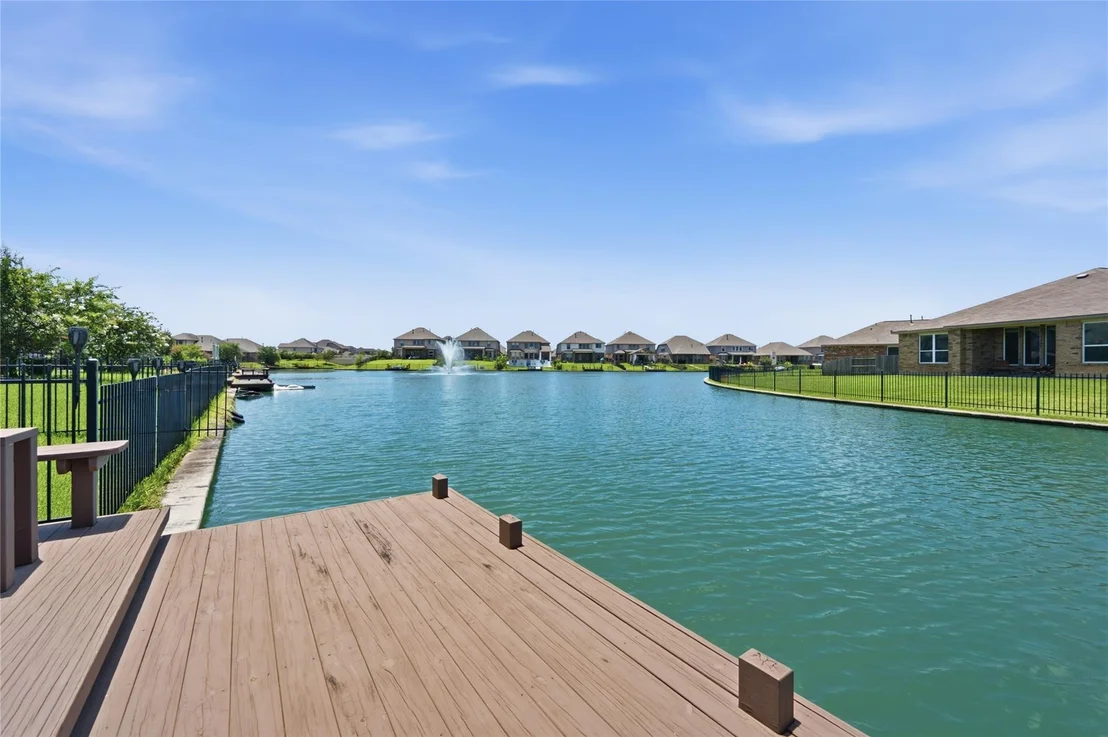 Photo of 3747 Lake Bend Shore Drive
