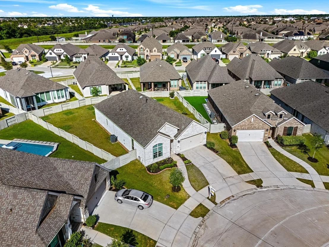 Photo of 2221 Forest Trace Lane