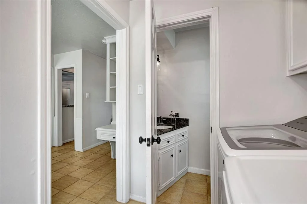 Photo of 11514 Chevy Chase Drive