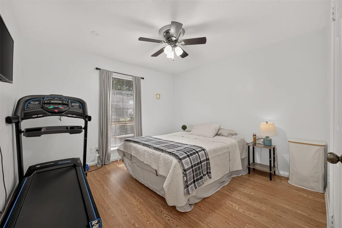 Photo of 14715 Summerway Lane