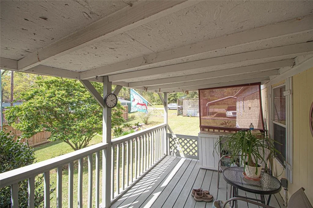 Photo of 305 Red Oak