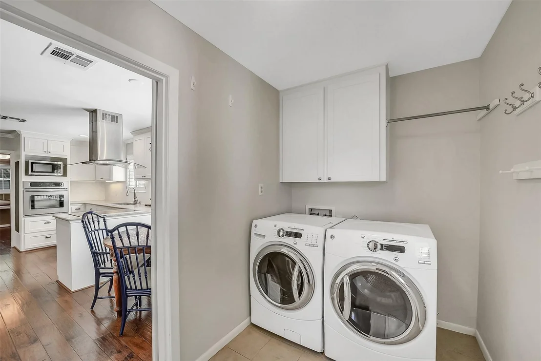 Photo of 10026 Overbrook Lane