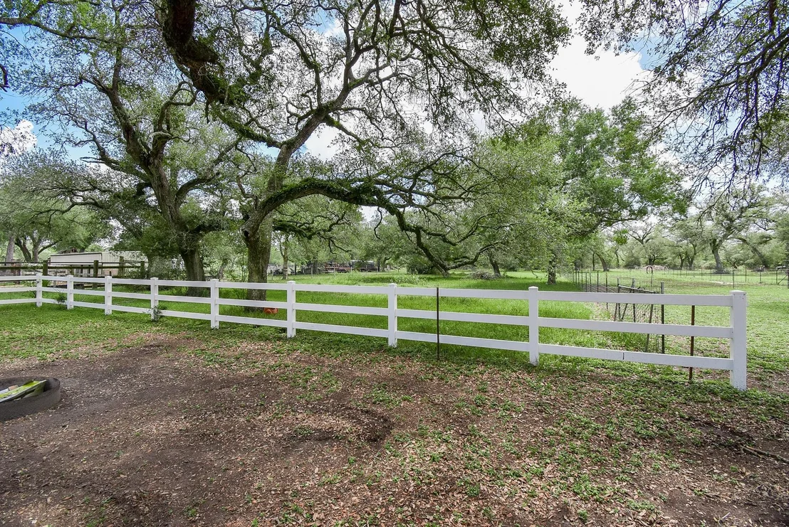 Photo of 4427 County Road 382
