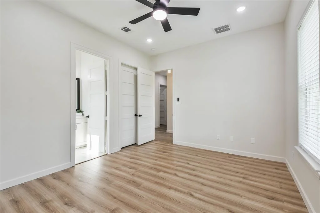 Photo of 620 Lily Street