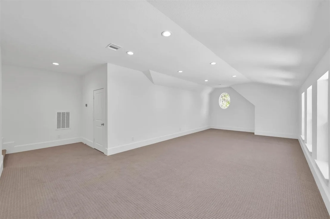 Photo of 136 Grand View