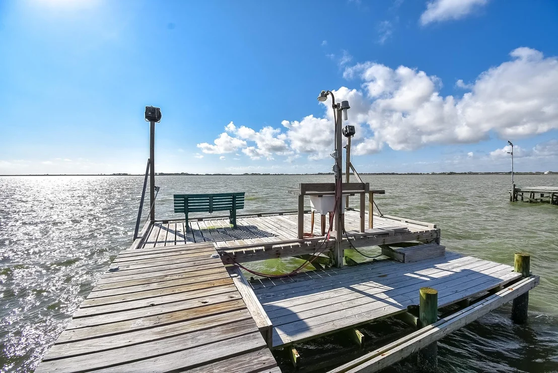 Photo of 1504 W Bayshore Drive