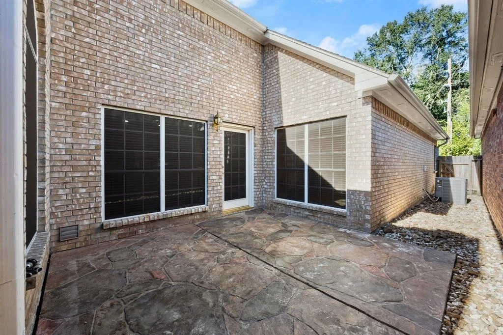 Photo of 6632 Tournament Drive