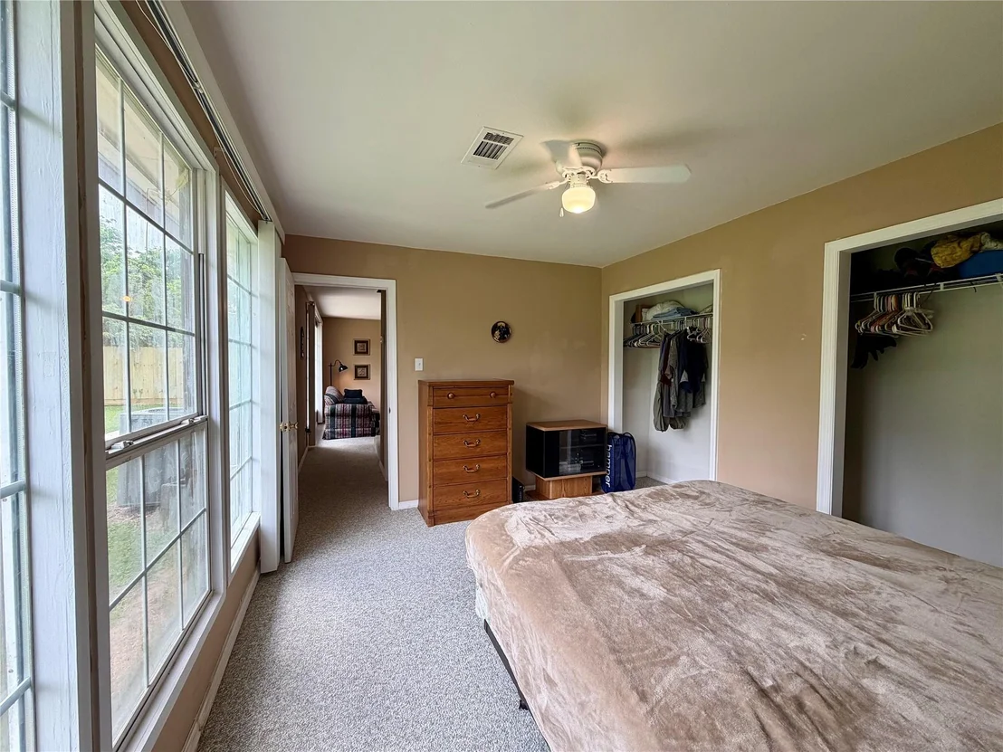 Photo of 114 Edgewater Street