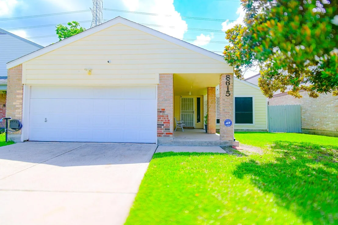 Photo of 8615 Belle Park Drive
