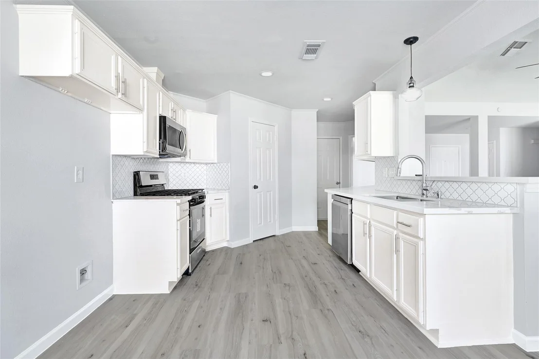 Photo of 2020 Ward Street