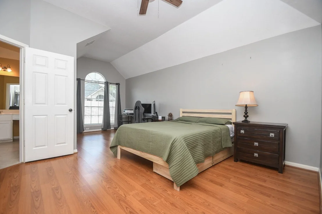 Photo of 24314 Schivener House